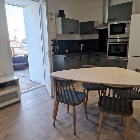 Superbe Appartement Renove A Neuf Centre Bourg Брем-сюр-Мер Экстерьер фото
